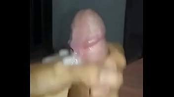 A pik soltando leite