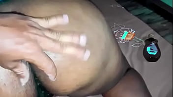 Meu padrasto fode meu cozinho de surpresa