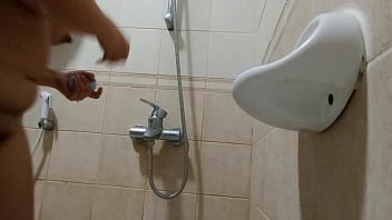 Are you peeking at me while i'm showering