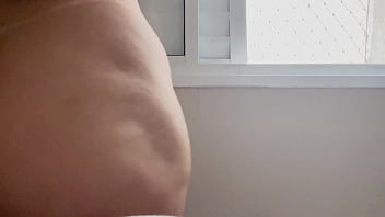 Esposa safada se exibindo para desconhecidos