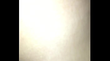 La despierto y a cojer La despierto y a cojer