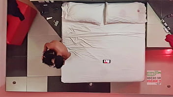 Cámara escondida pov techo show cuckold esposa regia follando frente a su marido 1