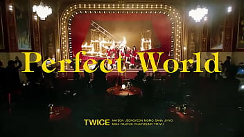 Dos chicas lesbianas tienen coito mientras aimep3 las graba