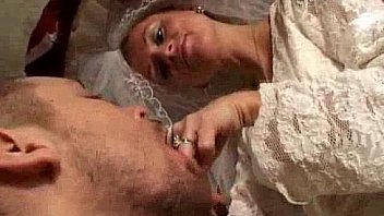 Just married 11 06 2010