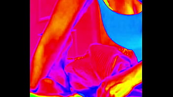 Sacando semen con la boca