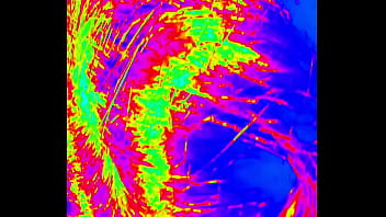 Sacando semen con la boca