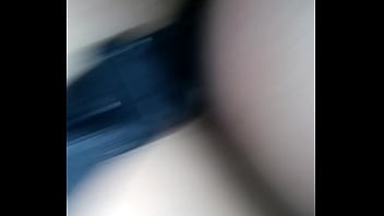 Le meto verga y consolador