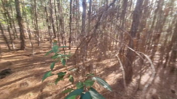 Turista perdido na mata obrigado a foder uma bruxa pra nao ser amaldiçoado halloween