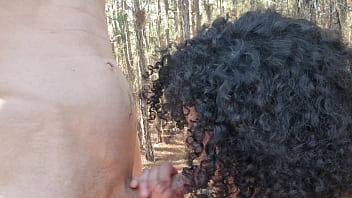 Turista perdido na mata obrigado a foder uma bruxa pra nao ser amaldiçoado halloween