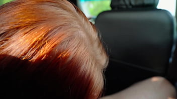 Picking up a fellow traveler ended with a juicy double blowjob outdoors