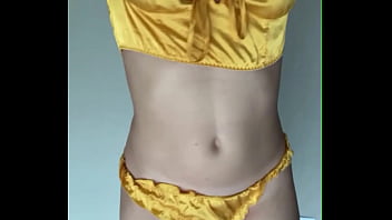 Encore un ensemble jaune