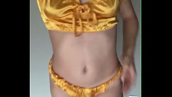 Encore un ensemble jaune