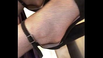 Que pensez vous de ma tenue elle est disponible pour les show cam bien