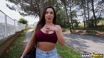 Brazilian ass loves spanish cock