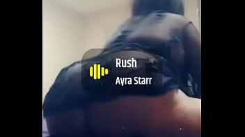 Horny for pussy lovers