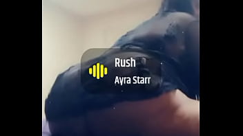 Horny for pussy lovers