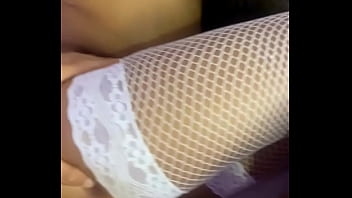 Coelhinha safada ao invés de trazer dessa vez ela que levou o ovo completo