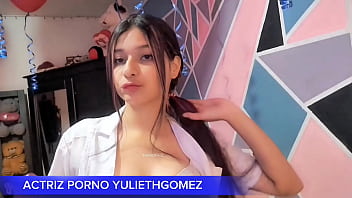 Naughty girl came to provoke me with a short dress without panties moved her ass on the stick and it came out casero real