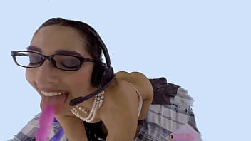 Brown teen whore madison wilde fucks herself while having telephone sex with you braindance spatial vr
