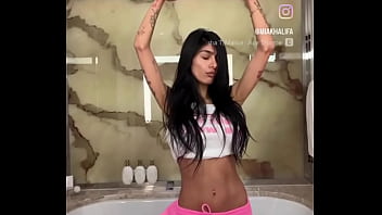 The clipse are for hot girls who can read i don’t make the rules