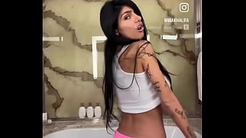 The clipse are for hot girls who can read i don’t make the rules