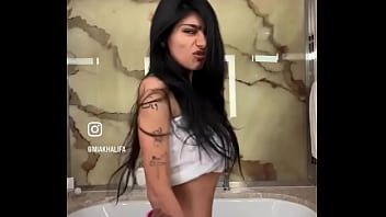 The clipse are for hot girls who can read i don’t make the rules