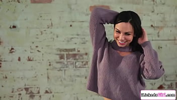 Aidra fox experiencing cold treatment from her guy her lesbian photographer cassidy klein takes the chance strips her naked and licks her pussy