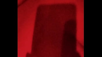 Comiendo rico con una joven