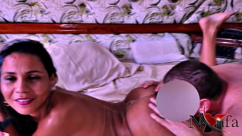 Casada puta dando para o amigo e o marido