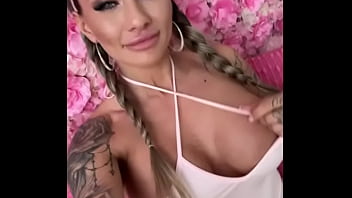 Love getting undressed poolside