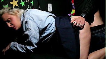 Deixando seu lado corno a mostra