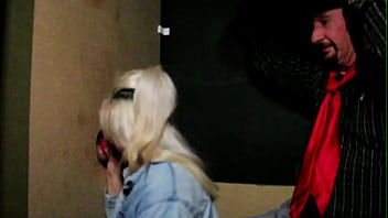 Deixando seu lado corno a mostra