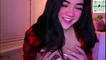 Teen masterbates with vibrator