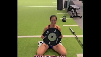 25lb overhead strengthens shoudlers traps & triceps hip mobility strengthens hip flexors i comp 25lb overhead strengthens shoudlers traps & triceps hip mobility strengthens hip flexors i comp