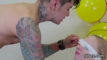 Insane tramp gets her fuckholes gaped and extremely nailed