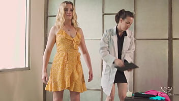 Blonde doll charlie forde sexy casey calvert dresses her up