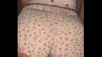 Muslim hijab whore shows off her tight arab booty – solo ass play for filthy viewers only