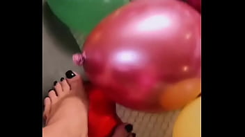 Videos novos saindo do forno #ballonfetish #ballon #fetish #feet #feetworshi̇p