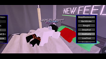 Fudendo duas vadias em um condo do roblox