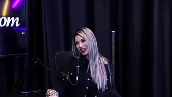 Melody antunes aprende com monica lima como ser uma hotwife raiz diz melody que o sonho dela era ficar com 3 pauzudos ao mesmo tempo completo no red