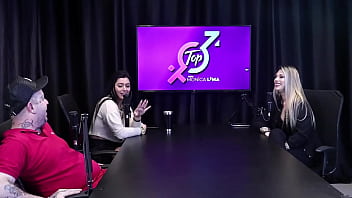 Melody antunes aprende com monica lima como ser uma hotwife raiz diz melody que o sonho dela era ficar com 3 pauzudos ao mesmo tempo completo no red