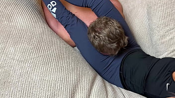 Front headscissors weak slave got humiliated