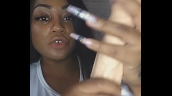 Gode chauffant demande ta vidéo en média privé pour l’essayage