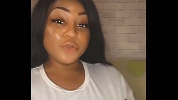 Gode chauffant demande ta vidéo en média privé pour l’essayage