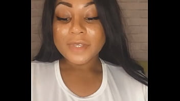 Gode chauffant demande ta vidéo en média privé pour l’essayage