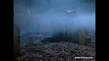 Michela sabbatini and mona green perform mmff foursome in graveyard