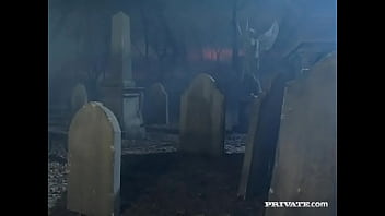 Michela sabbatini and mona green perform mmff foursome in graveyard