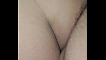 My friend's girlfriend takes a shower with me while he is away