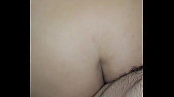 My friend's girlfriend takes a shower with me while he is away