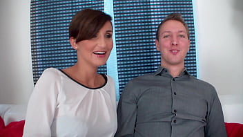 Short haired wife gabrielle gucci takes a huge black cock dtw2731